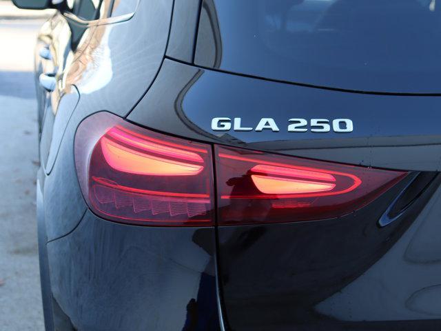 new 2025 Mercedes-Benz GLA 250 car, priced at $55,505