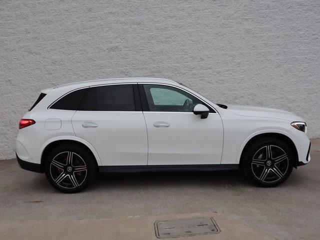 new 2025 Mercedes-Benz GLC 300 car, priced at $63,360