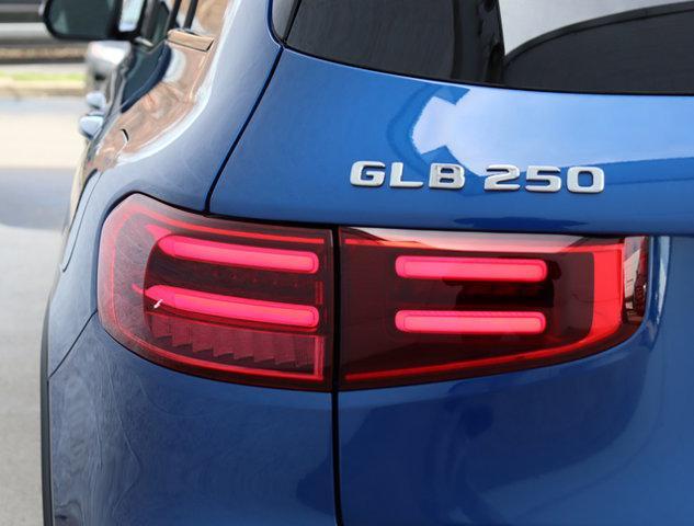 new 2024 Mercedes-Benz GLB 250 car, priced at $53,375