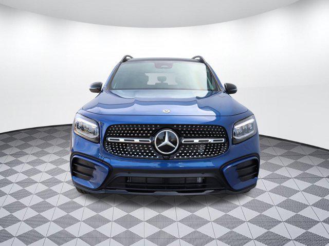 new 2024 Mercedes-Benz GLB 250 car, priced at $53,375