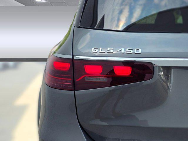 new 2026 Mercedes-Benz GLS 450 car, priced at $106,355