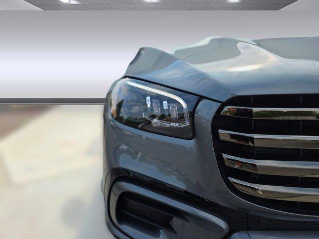 new 2026 Mercedes-Benz GLS 450 car, priced at $106,355