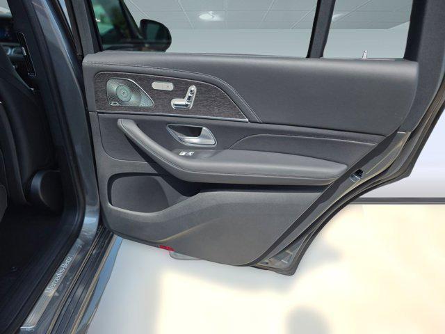 new 2026 Mercedes-Benz GLS 450 car, priced at $106,355