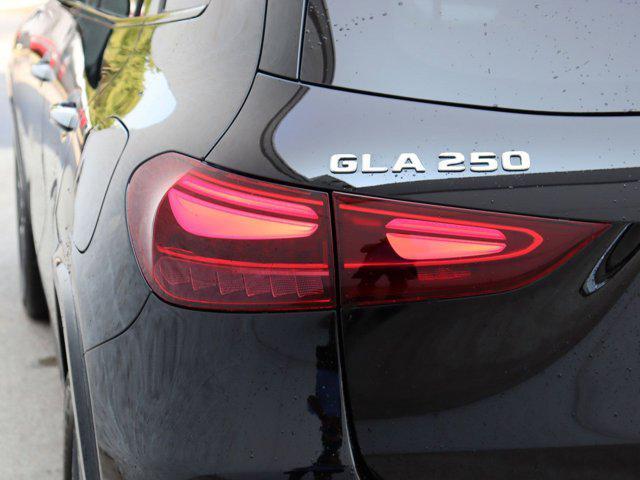 new 2025 Mercedes-Benz GLA 250 car, priced at $51,740