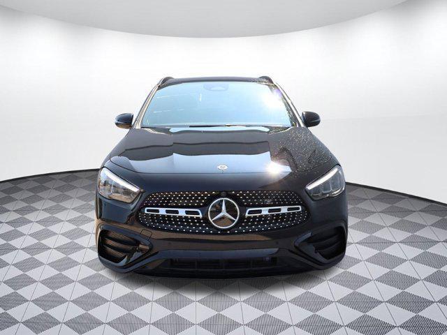 new 2025 Mercedes-Benz GLA 250 car, priced at $51,740