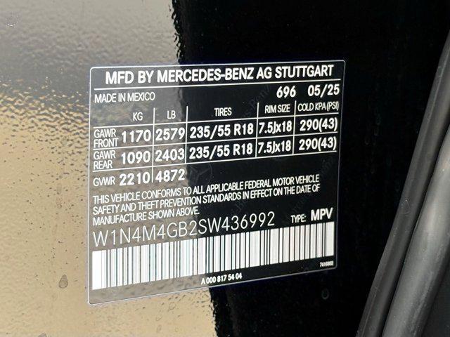 new 2025 Mercedes-Benz GLB 250 car, priced at $47,520