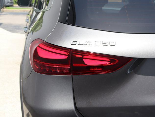 new 2025 Mercedes-Benz GLA 250 car, priced at $49,765