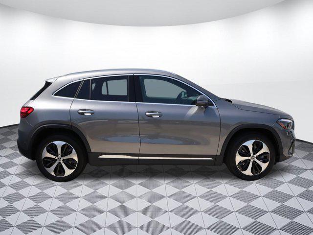 new 2025 Mercedes-Benz GLA 250 car, priced at $49,765
