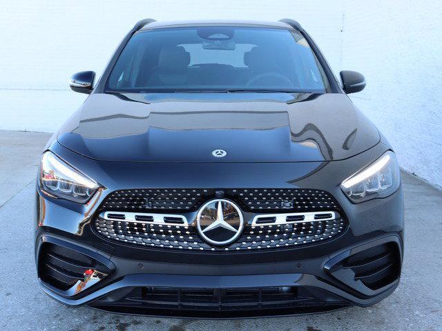 new 2025 Mercedes-Benz GLA 250 car, priced at $52,625