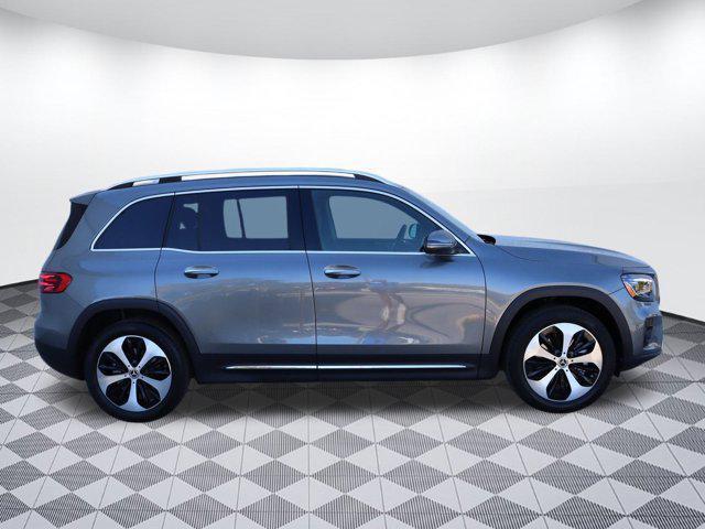 new 2025 Mercedes-Benz GLB 250 car, priced at $51,605