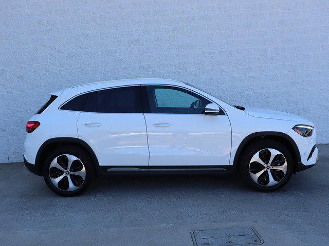 new 2025 Mercedes-Benz GLA 250 car, priced at $48,225