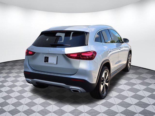 new 2025 Mercedes-Benz GLA 250 car, priced at $48,975