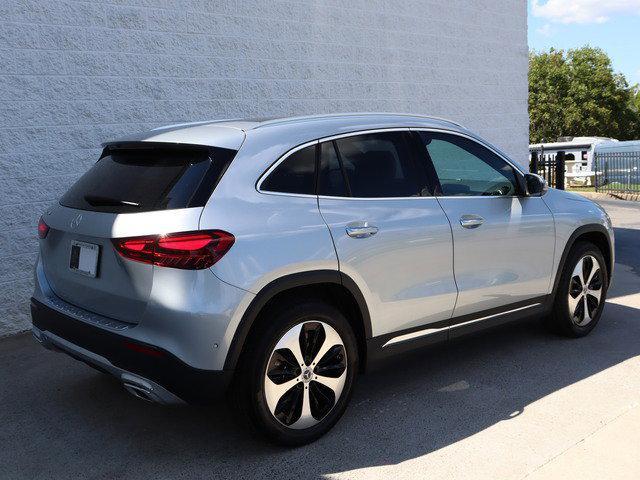 new 2025 Mercedes-Benz GLA 250 car, priced at $48,975