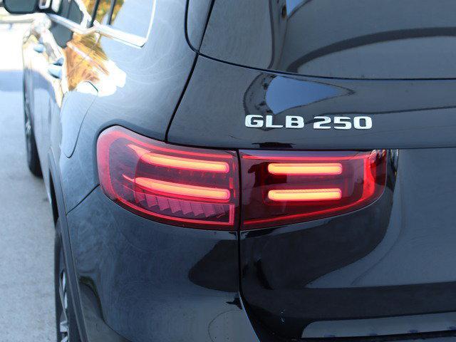 new 2025 Mercedes-Benz GLB 250 car, priced at $50,120