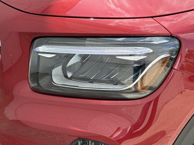 new 2025 Mercedes-Benz GLB 250 car, priced at $52,930