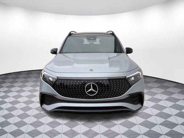 new 2024 Mercedes-Benz EQB 250 car, priced at $62,910