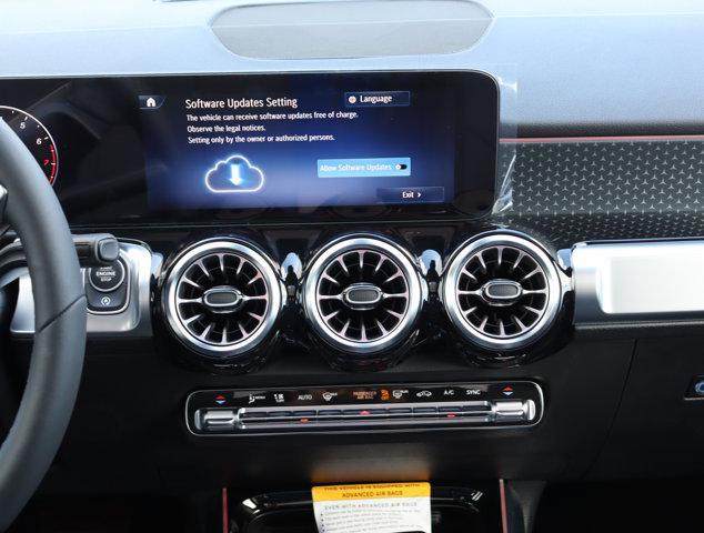 new 2024 Mercedes-Benz GLB 250 car, priced at $51,215