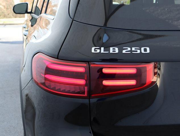 new 2024 Mercedes-Benz GLB 250 car, priced at $51,215