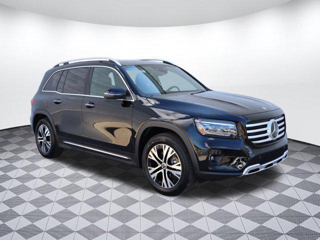 new 2024 Mercedes-Benz GLB 250 car, priced at $51,215