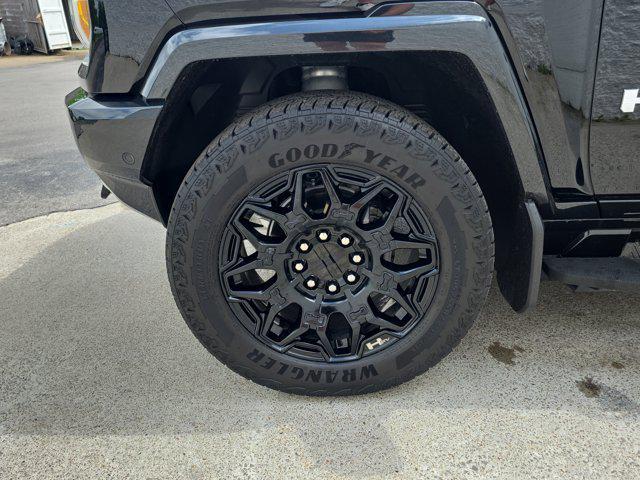 used 2024 GMC HUMMER EV SUV car, priced at $74,999