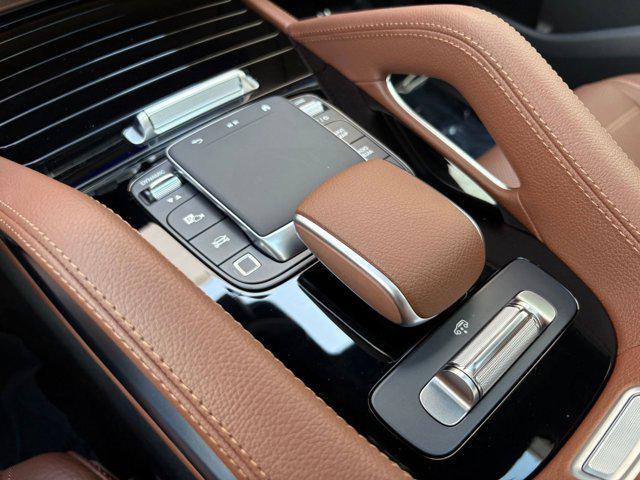 new 2026 Mercedes-Benz GLS 450 car