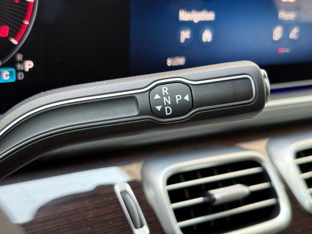 new 2026 Mercedes-Benz GLS 450 car