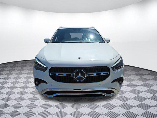 new 2025 Mercedes-Benz GLA 250 car, priced at $44,345