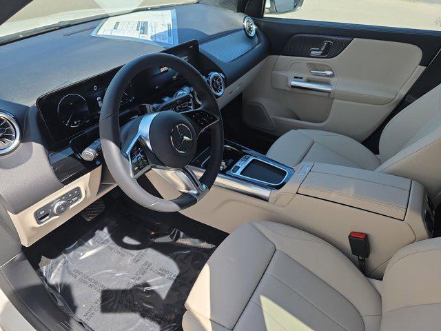 new 2025 Mercedes-Benz GLA 250 car, priced at $44,345