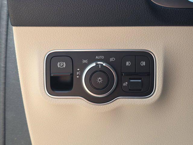 used 2025 Mercedes-Benz GLB 250 car, priced at $45,582