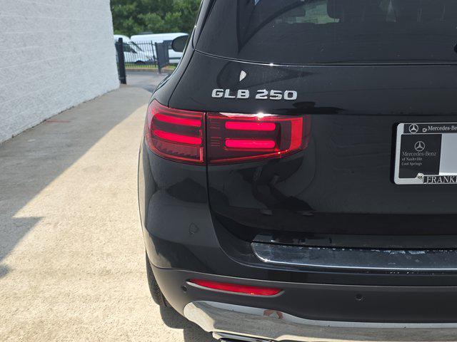 new 2025 Mercedes-Benz GLB 250 car, priced at $49,580