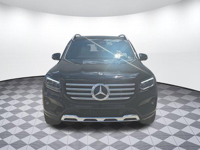 new 2025 Mercedes-Benz GLB 250 car, priced at $49,580