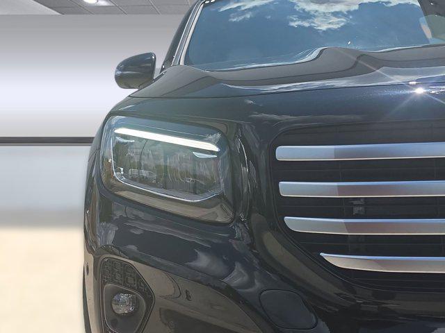 used 2025 Mercedes-Benz GLB 250 car, priced at $45,582