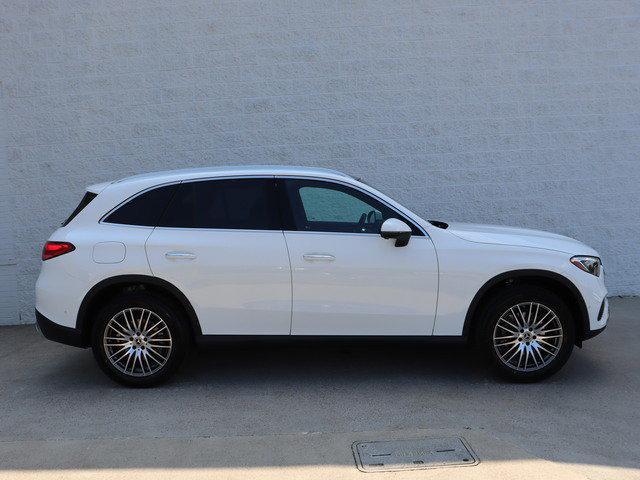 new 2025 Mercedes-Benz GLC 300 car, priced at $54,885