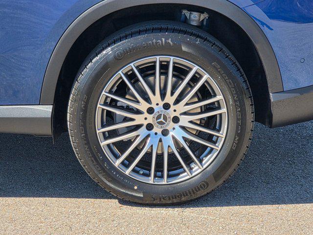 new 2026 Mercedes-Benz GLC 300 car, priced at $61,485