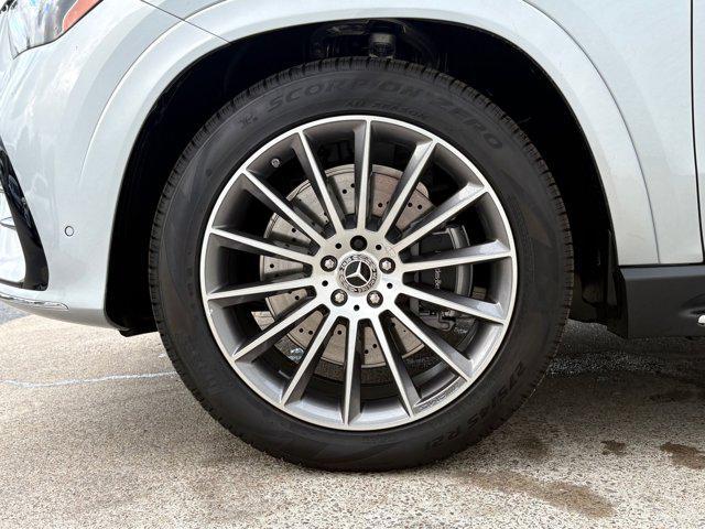 new 2026 Mercedes-Benz GLE 450 car, priced at $86,615