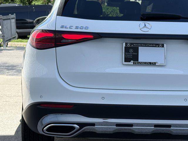 new 2025 Mercedes-Benz GLC 300 car, priced at $54,385