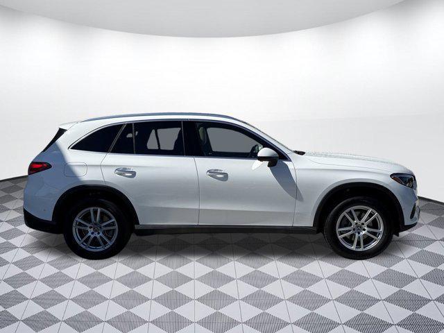 new 2025 Mercedes-Benz GLC 300 car, priced at $54,385