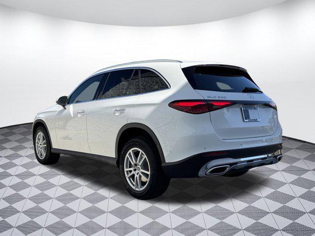 new 2025 Mercedes-Benz GLC 300 car, priced at $54,385