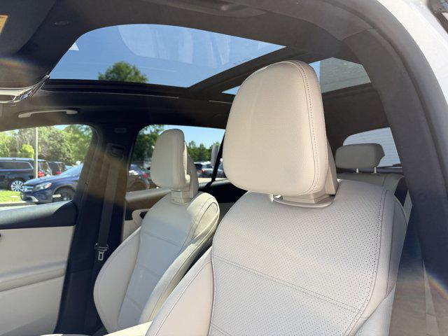 new 2025 Mercedes-Benz GLC 300 car, priced at $54,385