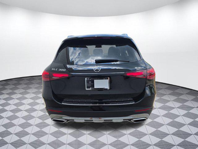 new 2025 Mercedes-Benz GLC 300 car, priced at $52,815