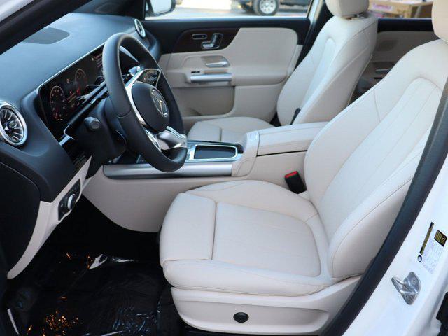 new 2025 Mercedes-Benz GLA 250 car, priced at $48,880