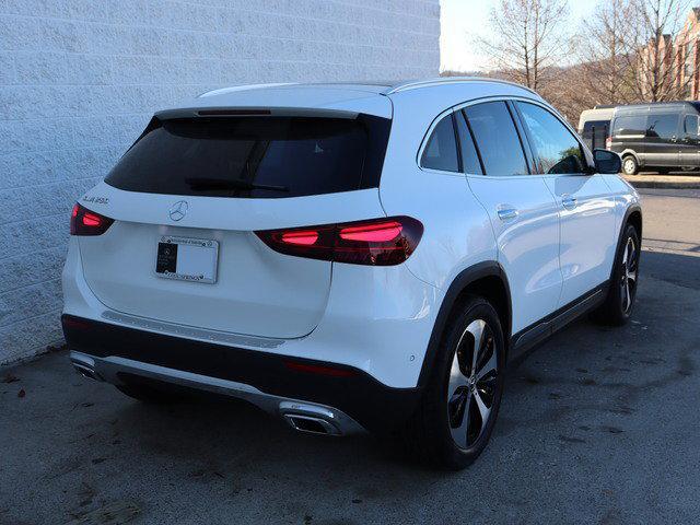 new 2025 Mercedes-Benz GLA 250 car, priced at $48,880