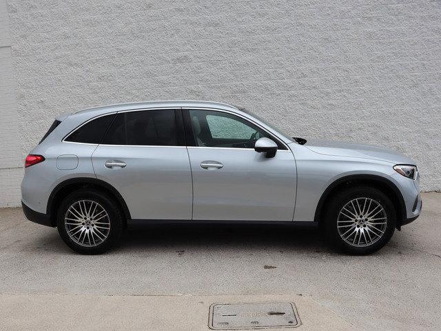 new 2025 Mercedes-Benz GLC 300 car, priced at $59,140