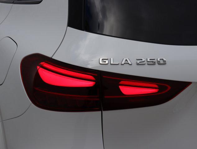 new 2025 Mercedes-Benz GLA 250 car, priced at $53,505