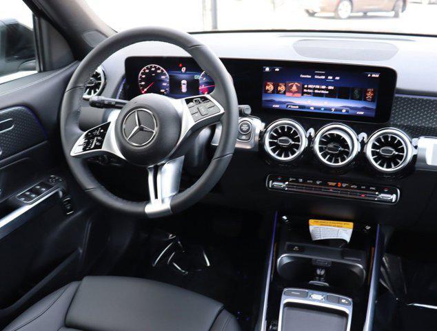 new 2024 Mercedes-Benz GLB 250 car, priced at $46,900