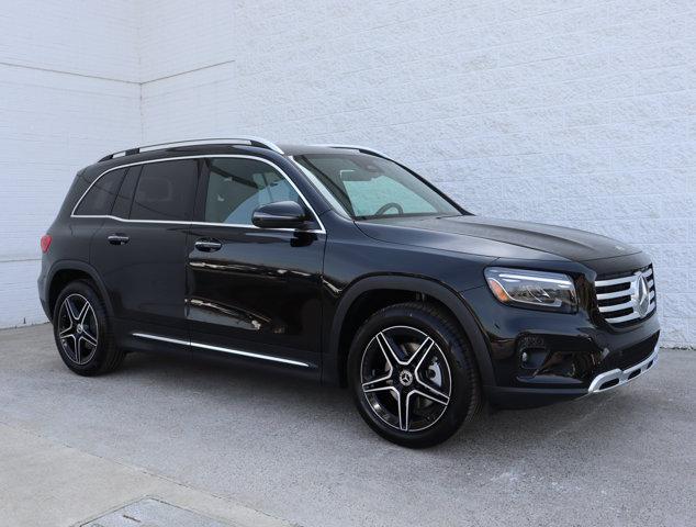 new 2024 Mercedes-Benz GLB 250 car, priced at $46,900