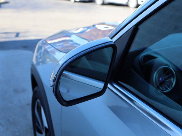 used 2025 Mercedes-Benz GLB 250 car, priced at $48,323
