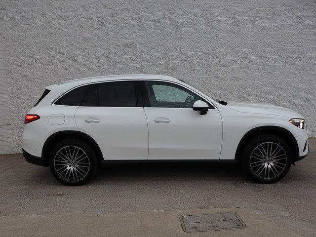 new 2025 Mercedes-Benz GLC 300 car, priced at $61,360