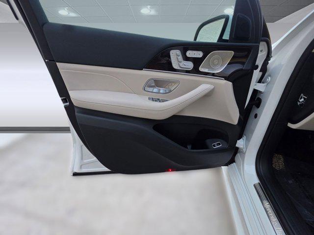 new 2026 Mercedes-Benz GLE 450 car, priced at $85,000