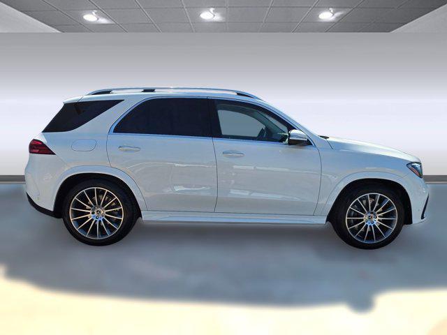 new 2026 Mercedes-Benz GLE 450 car, priced at $85,000